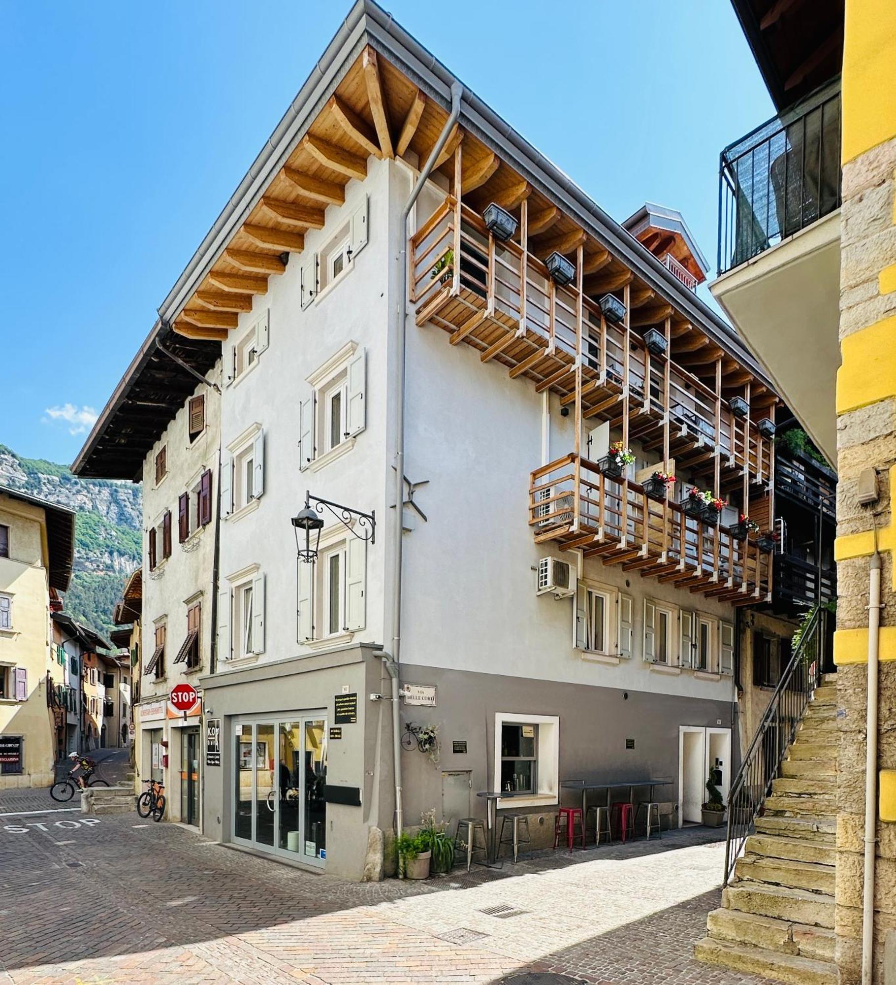 Es Rooms And Apartments Torbole Sul Garda Exteriör bild
