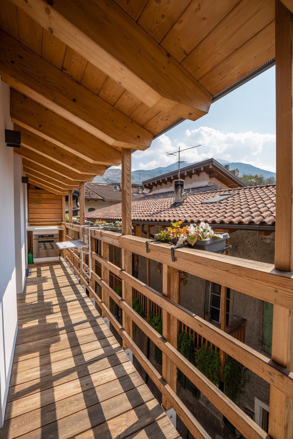 Es Rooms And Apartments Torbole Sul Garda Exteriör bild