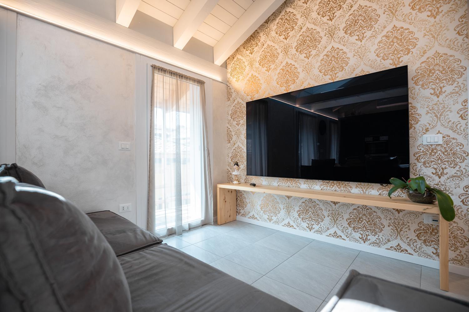 Es Rooms And Apartments Torbole Sul Garda Exteriör bild
