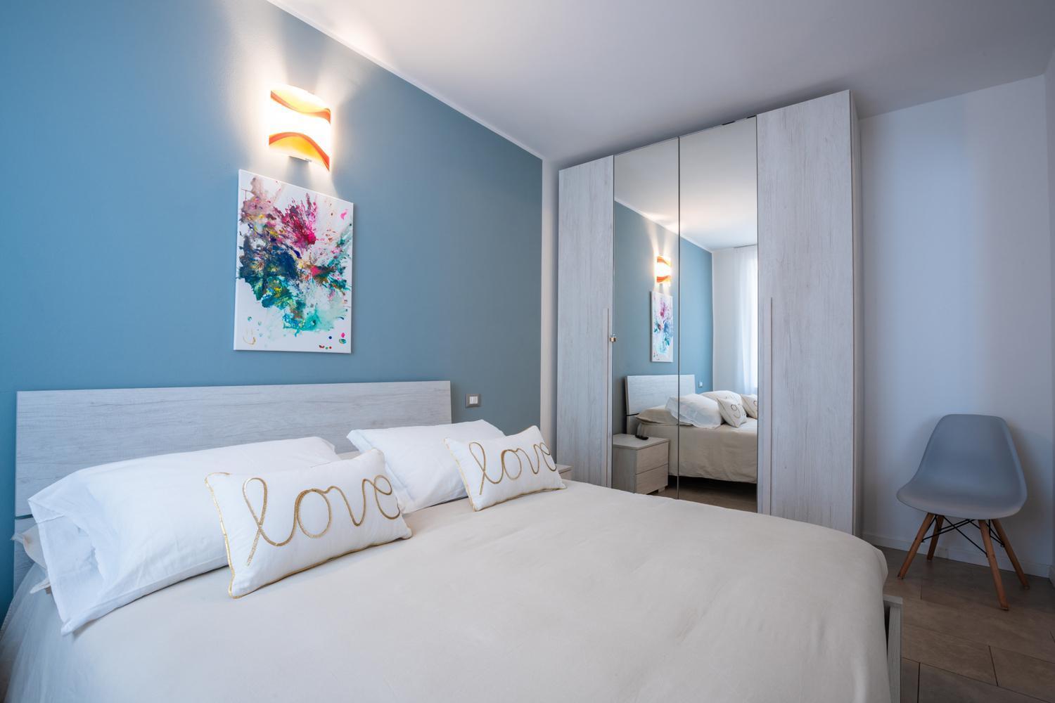 Es Rooms And Apartments Torbole Sul Garda Exteriör bild