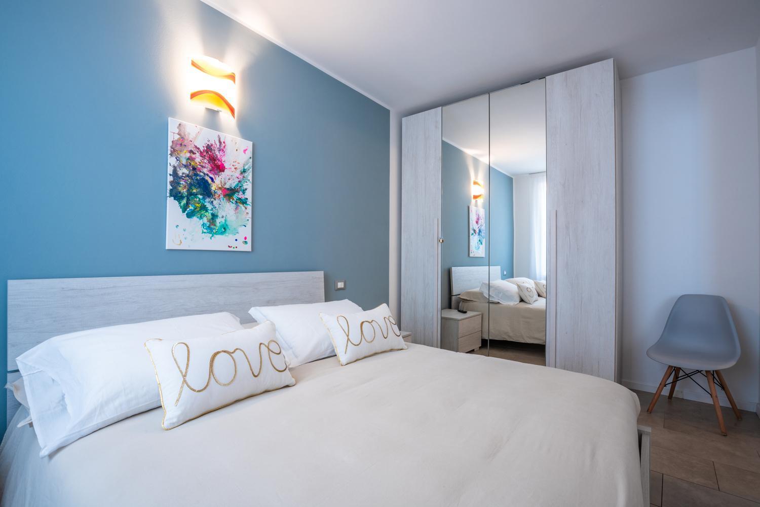 Es Rooms And Apartments Torbole Sul Garda Exteriör bild
