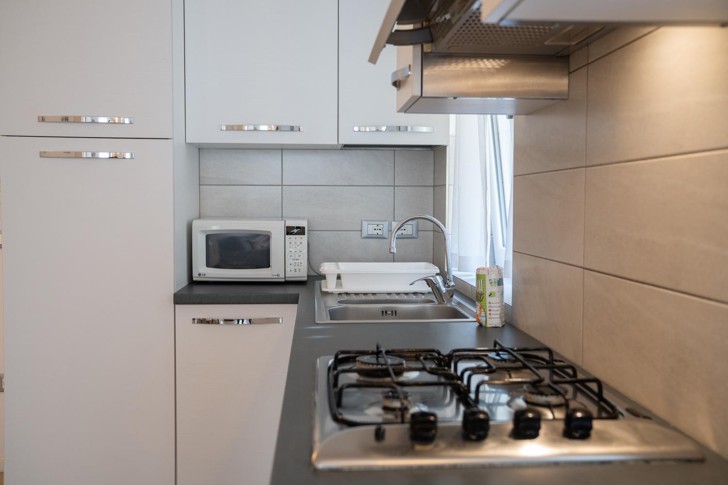 Es Rooms And Apartments Torbole Sul Garda Exteriör bild